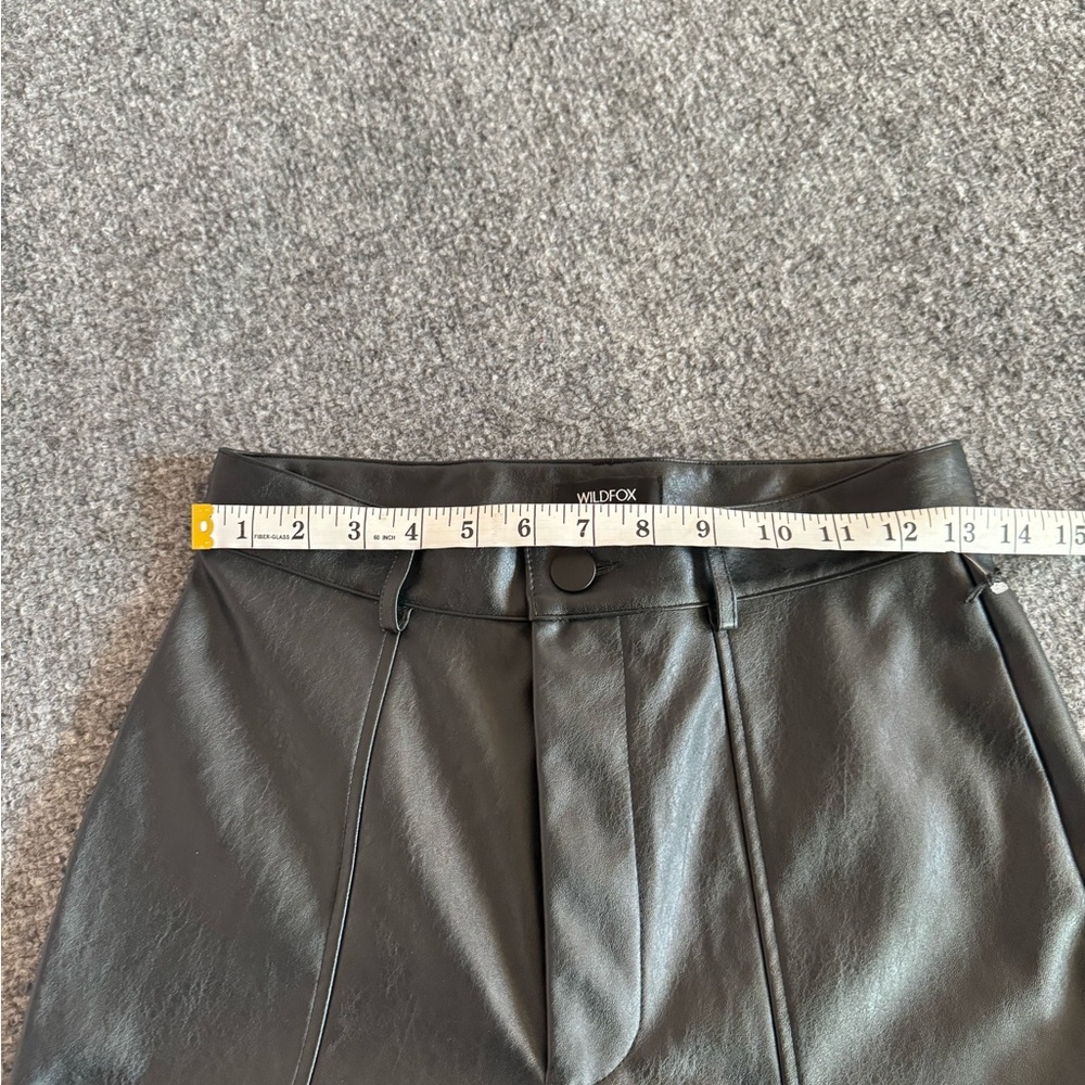 Wildfox Women’s Faux Leather Slit Hem Straight Leg Pants Size‎ Small - Picture 7 of 16